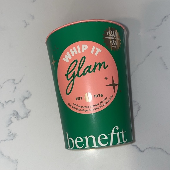 NWT Benefit Whip It Glam Gift Set - Picture 2 of 2